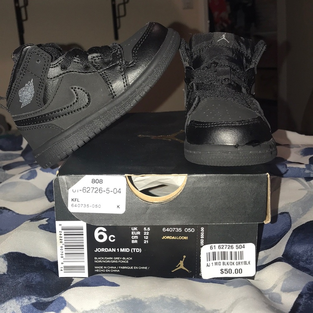 Toddler Jordan 1’s
